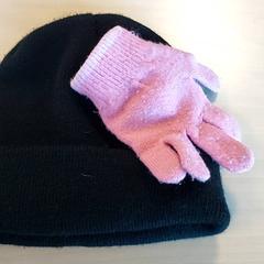 Kleding - Muts en roze handschoentjes, segundo informou Centraal magazijn usando iLost