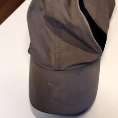 Baseballová čepice, jak nahlášeno Qbuzz ZHN pomocí iLost