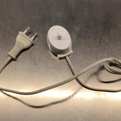 Elektronik White, gemeldet von MEININGER Hotel Leipzig Hauptbahnhof über iLost