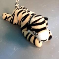 Peluche, come riportato da Diergaarde Blijdorp utilizzando iLost