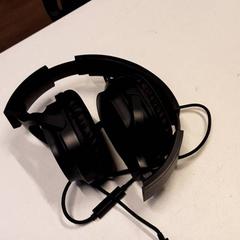 Sluchátka, jak nahlášeno Qbuzz ZHN pomocí iLost