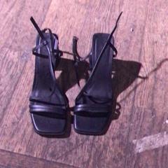 Hälar, rapporterat av De Heeren van Aemstel med iLost