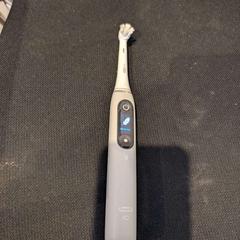 Elektromos fogkefe, amint azt Inntel Hotels Utrecht Centre az iLost segítségével jelentette.