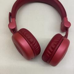 Hörlurar, rapporterat av HvA Nicolaes Tulphuis & Tania Leonhuis med iLost