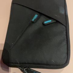 Taška, jak nahlášeno ibis Styles Rotterdam Ahoy pomocí iLost