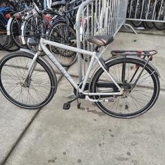 Herenfiets giant grijs, rapporterat av Stadswerk072 med iLost