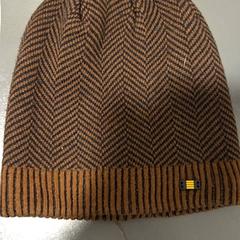 Beanie Bruin/zwart, ako bolo nahlásené Qbuzz DMG pomocou iLost