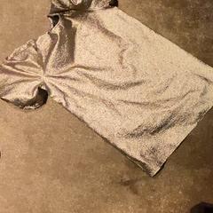 İLost kullanarak Van der Valk Hotel Apeldoorn - De Cantharel tarafından bildirildiği gibi Elbise Goud kleurig