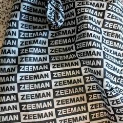 Taška - Jutten draagtas, jak nahlášeno Centraal magazijn pomocí iLost