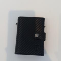 Portemonnee BALAHONCEV، كما تم الإبلاغ عنه بواسطة Arriva Limburg Zuid عبر iLost