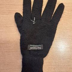 Kesztyű zwart, amint azt Regio West-Vlaanderen az iLost segítségével jelentette.