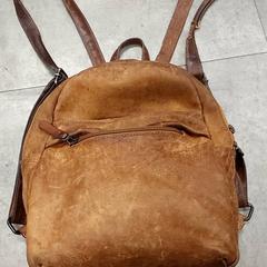 حقائب الظهر والحقائب النهارية Bols، كما تم الإبلاغ عنه بواسطة Regio Oost-Vlaanderen عبر iLost