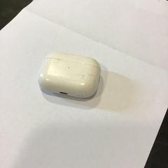 Earcase, gisa salatu by Qbuzz U-OV iLost erabiliz