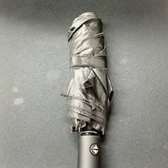 Paraigües Zwart, segons ha informat Qbuzz GD Groningen Peizerweg mitjançant iLost