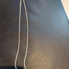 Nyaklánc, amint azt Inntel Hotels Utrecht Centre az iLost segítségével jelentette.