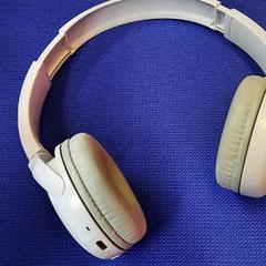 Koptelefoon, ha sido reportado por UvA REC con iLost