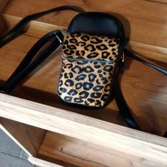 핸드백, iLost를 사용하여 Attractie- & Vakantiepark Slagharen에 보고됨