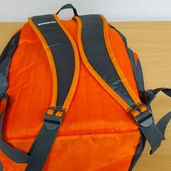 バックパック - Ibrahimi がiLostで Regio Limburg - Leuven によって報告されました