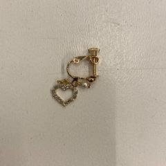 イヤリング がiLostで IKEA神戸 によって報告されました