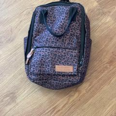 İLost kullanarak GVB tarafından bildirildiği gibi Çanta