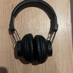 Sluchátka, jak nahlášeno Van der Valk Hotel Eindhoven - Best pomocí iLost