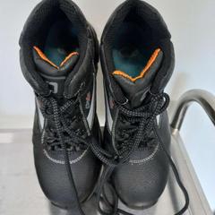 Schoenen, zoals gemeld door Arriva West-Brabant met iLost