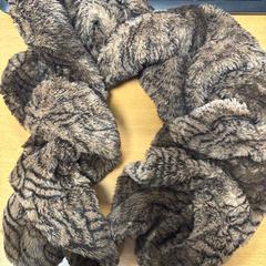 Chal bruin zwart, ha sido reportado por VITAZ campus Sint-Niklaas con iLost