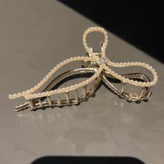 Ile-klipa Pearls and metal hair clip, gisa salatu by MEININGER Hotel Amsterdam City West iLost erabiliz