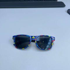 Gafas de sol, ha sido reportado por Gebo Tours con iLost