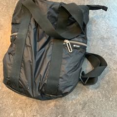 Bag De Cherney, som rapportert av Gemeente Amsterdam - Bureau Gevonden Voorwerpen ved bruk av iLost