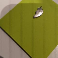 Colgante, ha sido reportado por De Efteling con iLost