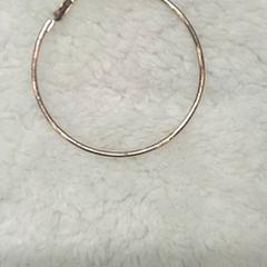 Ørering Couleur dorée, som rapportert av IKEA Arlon ved bruk av iLost