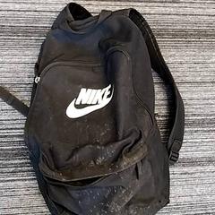 Batoh Zwart, jak nahlášeno Arriva Limburg Zuid pomocí iLost