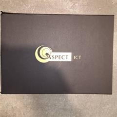 Pacote de natal Ivo, como reportado por Qbuzz DMG utilizando o iLost