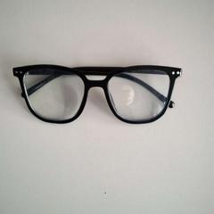 Bril, zoals gemeld door Twisto met iLost