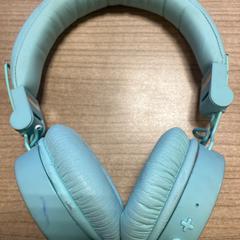 Koptelefoon, rapporterat av Pathé Zwolle med iLost