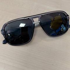 Sonnenbrille, gemeldet von IKEA Strasbourg über iLost