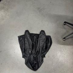 Giacca leren kinderjas zwarte, come riportato da IKEA Duiven utilizzando iLost