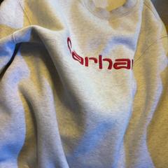 Maglione, come riportato da Café Leentje utilizzando iLost