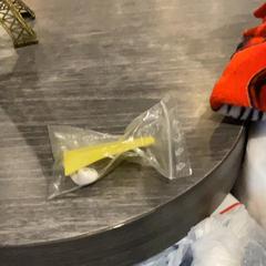 Airpod, zgłoszono przez MEININGER Hotel Paris Porte de Vincennes przy użyciu iLost