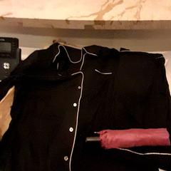 Pijama Zwart, gisa salatu by Van der Valk Hotel Schiphol iLost erabiliz