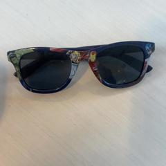 Solglasögon, rapporterat av Madurodam med iLost