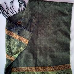 Szalik, zgłoszono przez Twisto przy użyciu iLost