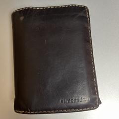 brown wallet, as reported to iLost