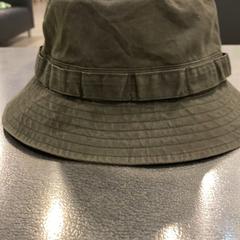 帽子 がiLostで IKEA立川 によって報告されました