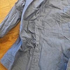 بلوزة، كما تم الإبلاغ عنه بواسطة GVB عبر iLost