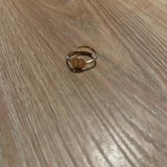 Eraztuna Gouden, gisa salatu by Van der Valk Hotel Eindhoven - Best iLost erabiliz