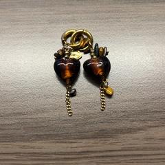 Earring, as reported by Pathé Ede using iLost