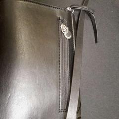 Tygkassar noir, rapporterat av TCL med iLost