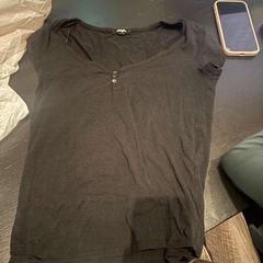 Skjorte, som rapportert av Van der Valk Hotel Amsterdam-Amstel ved bruk av iLost